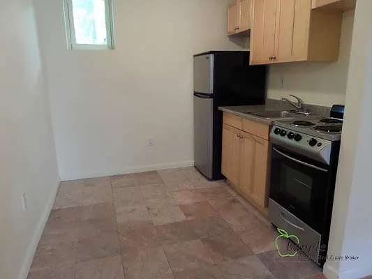 Rented by Bapple | media 11