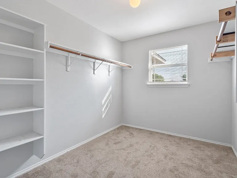 120 Brazos Ln — Photo 18