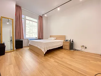 Rented by Chase Global Realty Corp