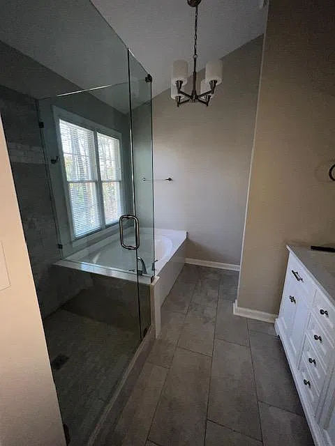4 bed, 2.5 bath, 2864 sqft, $2,995 — Photo 4