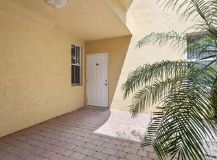 2014 Shoma Dr, Royal Palm Beach, FL 33414