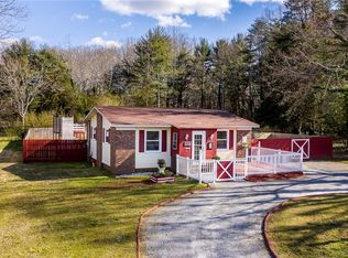 8907 Moorefield Mem Hwy, Liberty, SC 29657