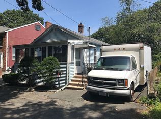 11 Maggi Rd, Revere, MA 02151