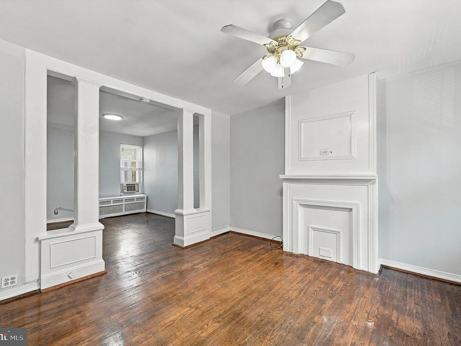 2 bed, 1.0 bath, 1006 sqft, $1,750 — Photo 3