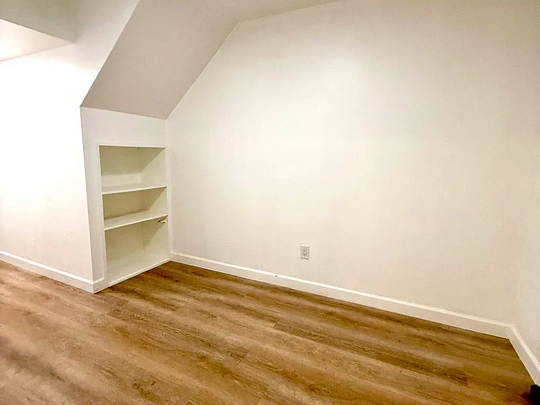 34-29 32nd St #1 — Photo 8
