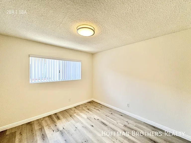 4334 Berryman Ave #8 — Photo 11