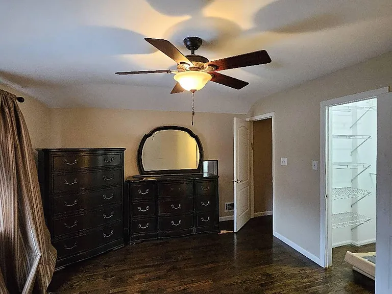 783 Rossville Ave #2 — Photo 17