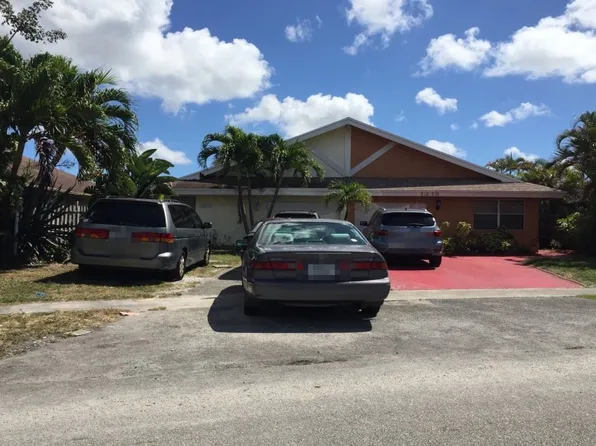 1313 SW 75th Ave, North Lauderdale, FL 33068
