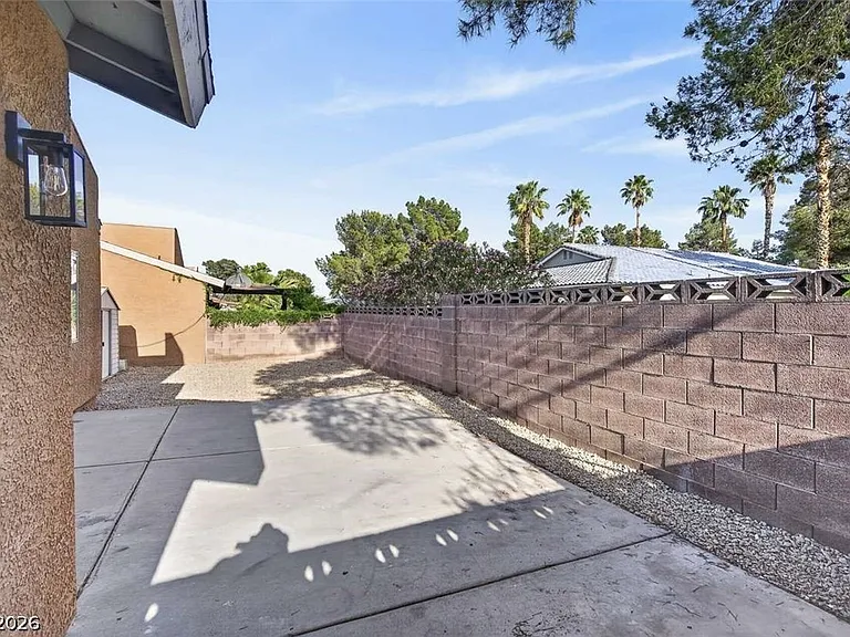 6529 Pinon Pine Way — Photo 36