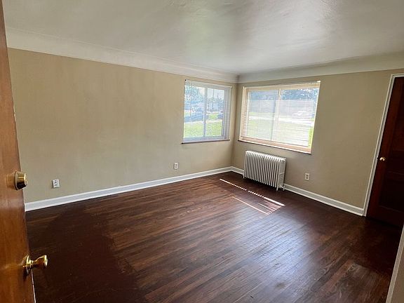 2nd image of 7163 Eastlawn Dr APT 1