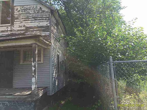 6468 Seneca