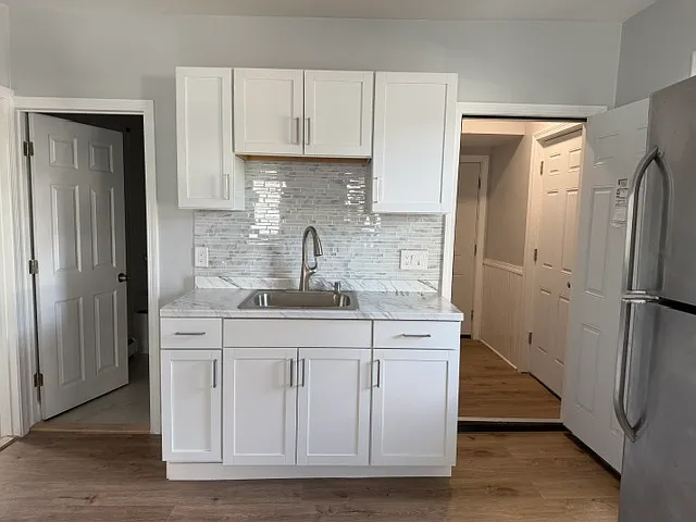 11-13 Brown St #1 — Photo 6