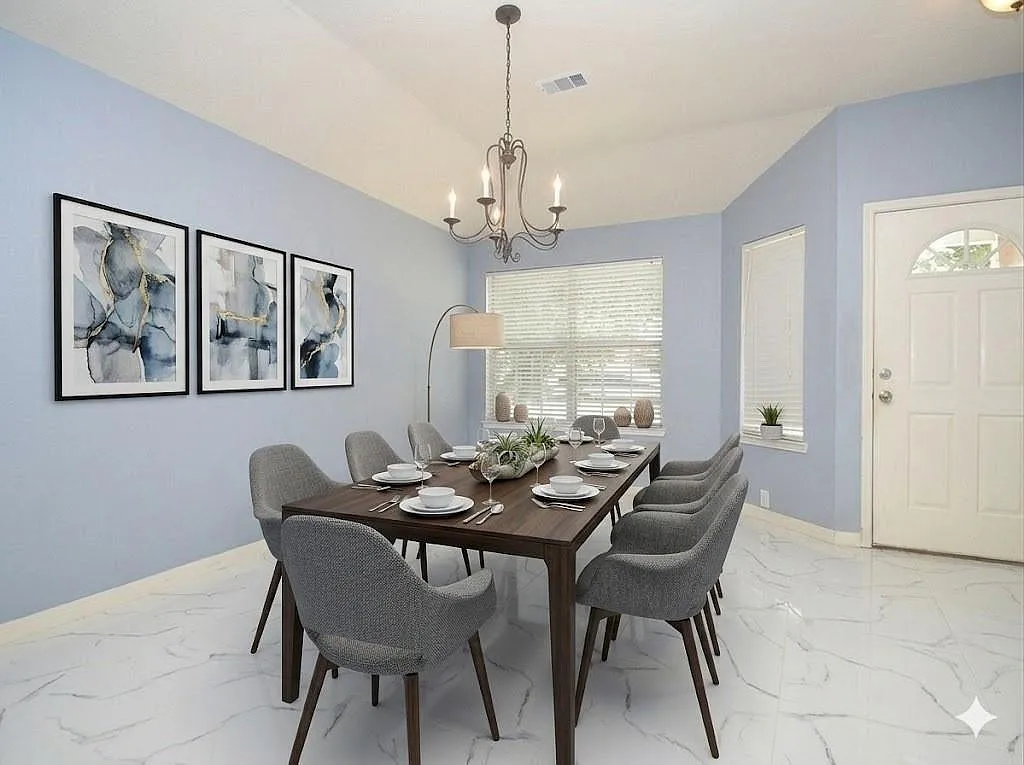 4 bed, 2.0 bath, 1913 sqft, $2,150 — Photo 3