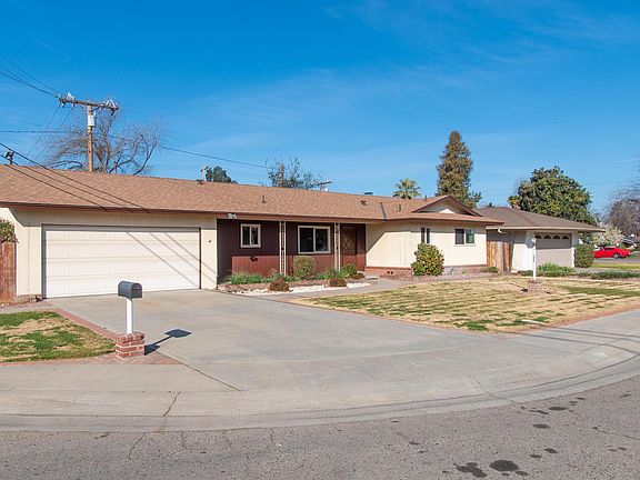 3rd image of 1217 S Emerald Ct