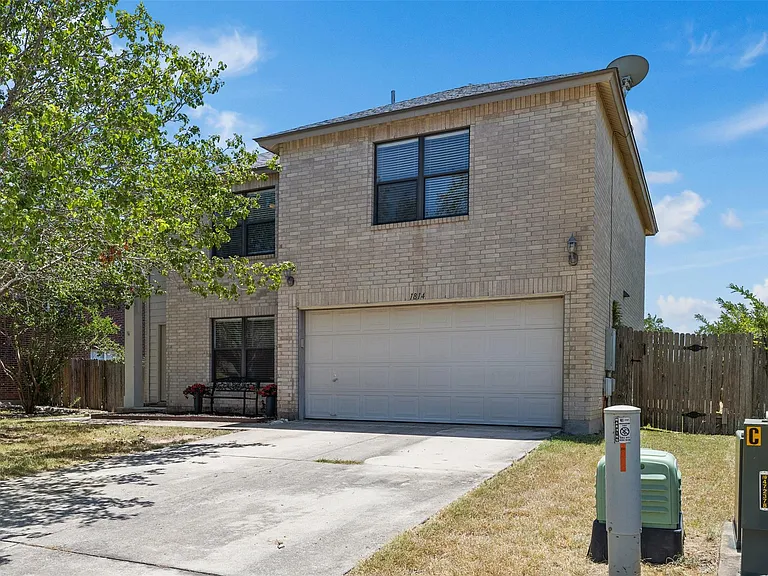 1814 Grassland Dr — Photo 5
