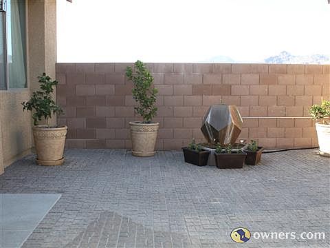 Private enclosed courtyard