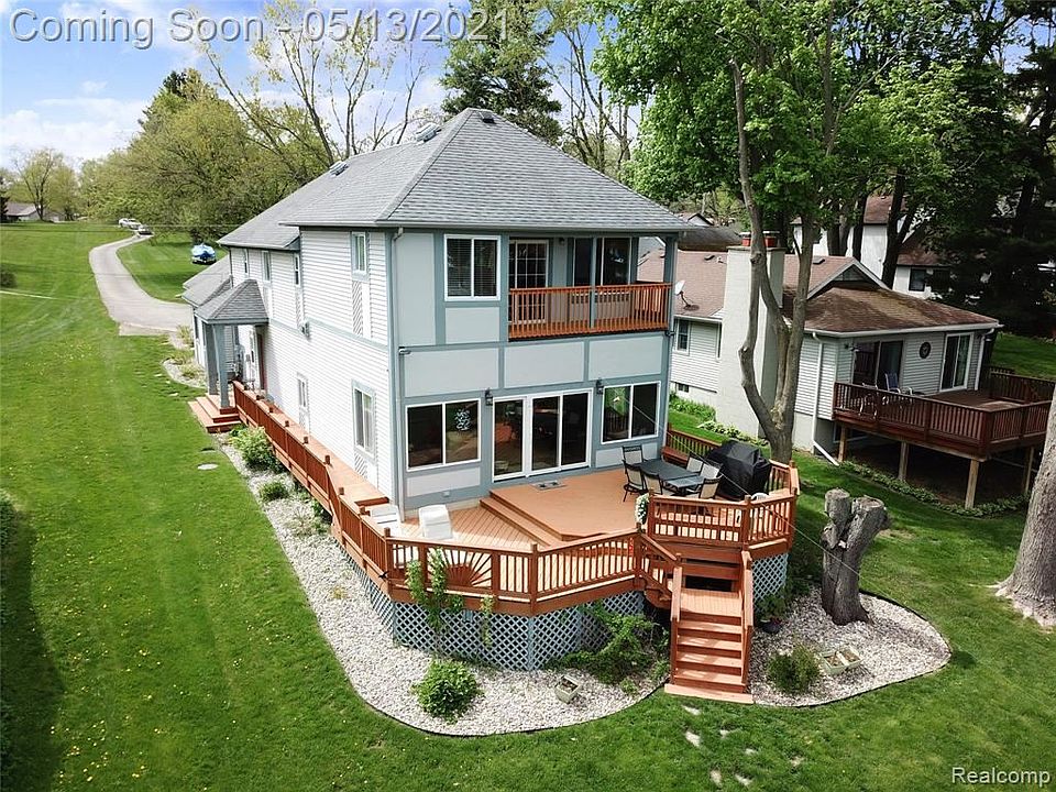 1st image of 6230 Bullard Rd