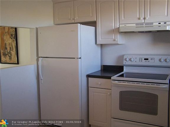 5th image of 9350 Sunrise Lakes Blvd APT 311