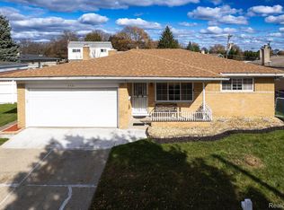 3421 Common Rd, Warren, MI 48092