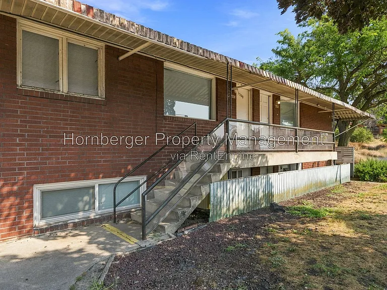 1508 N Post St — Photo 14