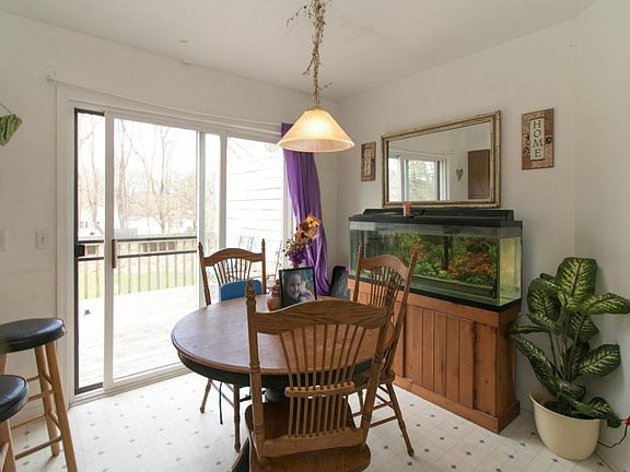 5393 Riverview-105