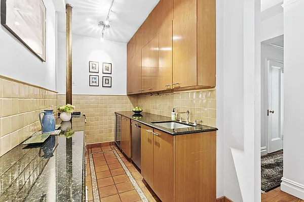 Sold by Compass | media 23