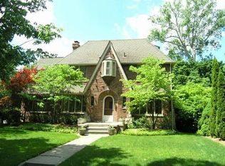 1201 Grayton St, Grosse Pointe Park, MI 48230