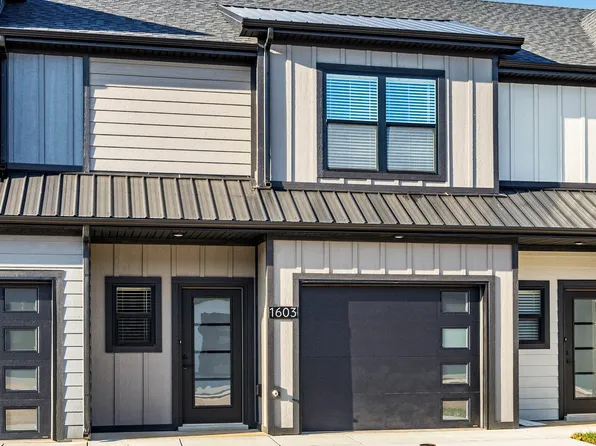 1603 Jonathan Wade Pvt Cir, Clarksville, TN 37043