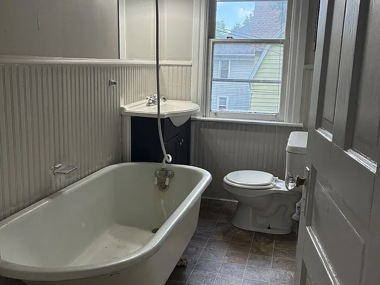 429 Central Ave #2 — Photo 8