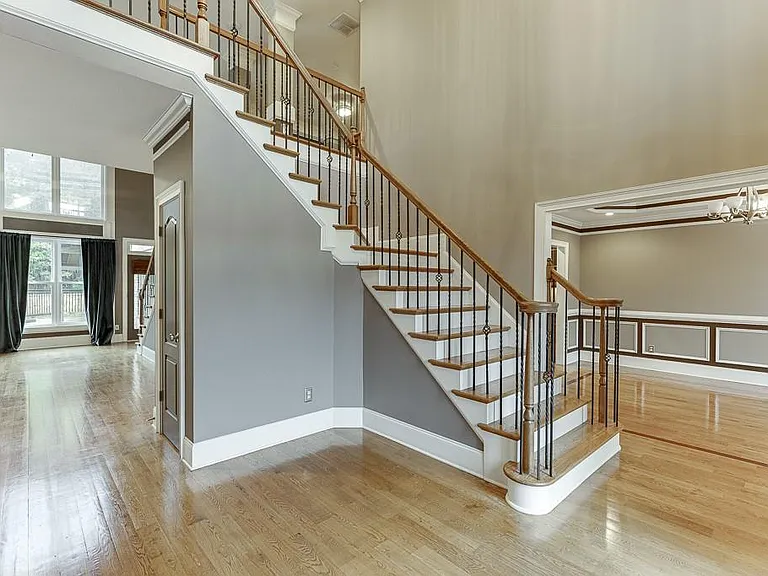 940 Chateau Forest Rd — Photo 5
