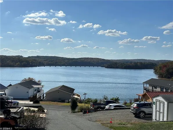 103 Brit Ln #116, New London, NC 28127