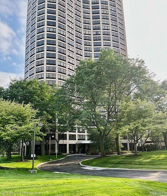 1st image of 5000 Town Ctr Suite 3101