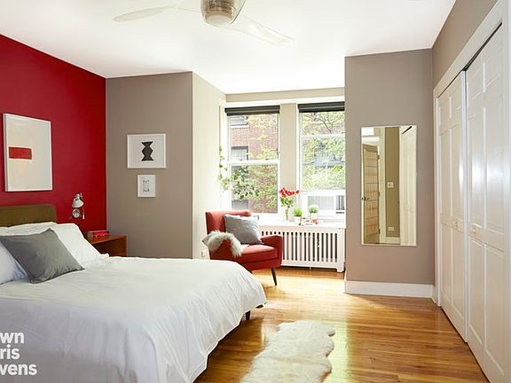 5th image of 60 Pineapple St APT 2C