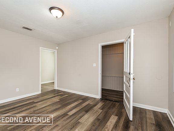 5th image of 1928 Pullman Ct