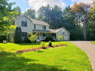 14 Surrey Ln, Hampden, ME 04444