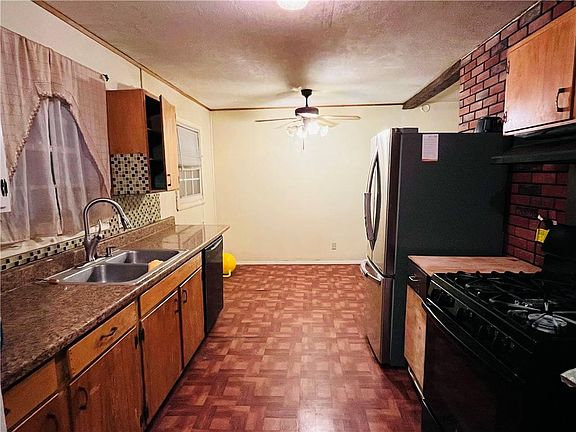5th image of 4159 Hardesty Ave