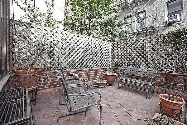 Sold by Modlin Group | media 19