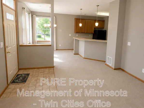 40 River Woods Dr W, Saint Paul Park, MN 55071