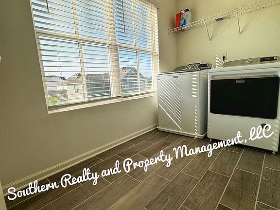 5th image of 3264 Meriwether Dr