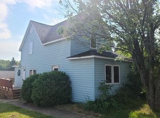 202 3rd St, Nashwauk, MN 55769