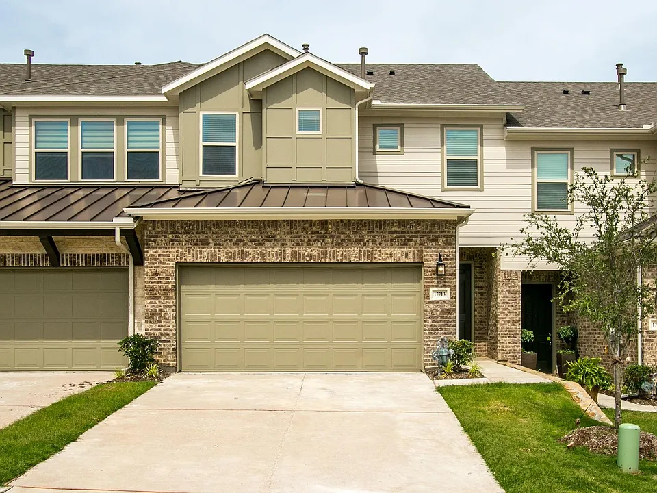 17713 Coralberry Dr
