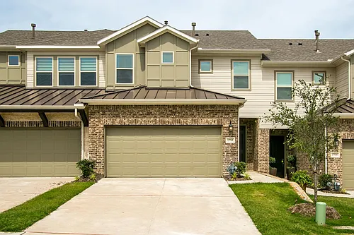 17713 Coralberry Dr Photo 1