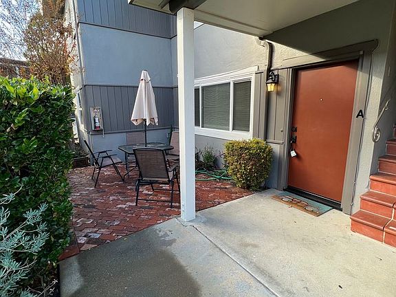 2nd image of 974 Dolores Dr APT A