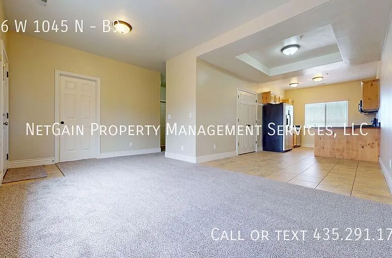 576 W 1045 N #B9 — Photo 8