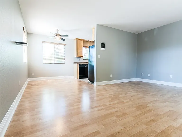 3535 Madison Ave #124 — Photo 2