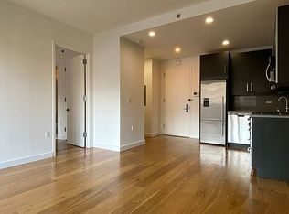 180 Nassau St #2R, Brooklyn, NY 11201