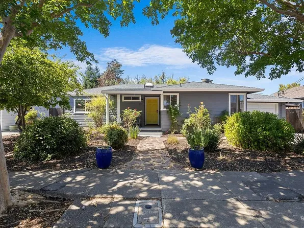 1645 Terrace Way, Santa Rosa, CA 95404