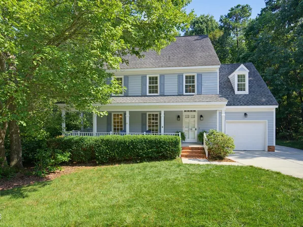 120 Vicksburg Dr, Cary, NC 27513