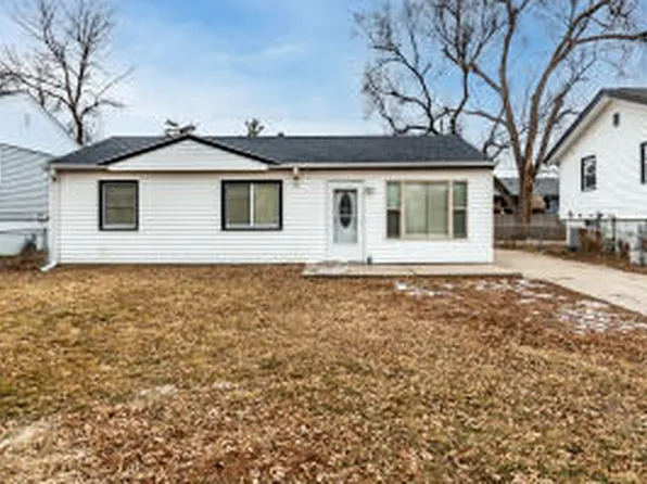 4008 Ramelle Dr, Council Bluffs, IA 51501