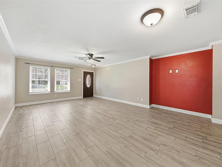 13506 Spring Ct — Photo 4